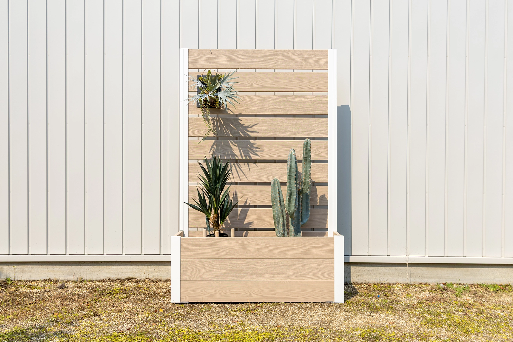 イメージ:「プランターフェンス」目隠しの新定番あらわる