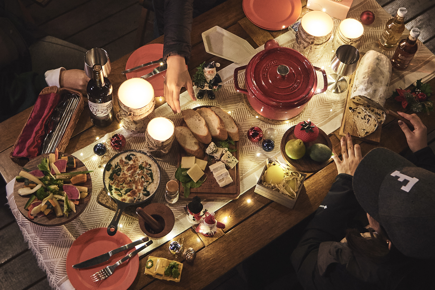 煌めく夜空の下でクリスマスパーティを楽しもう 特別な人と心あたたまる時間を過ごすアイデア